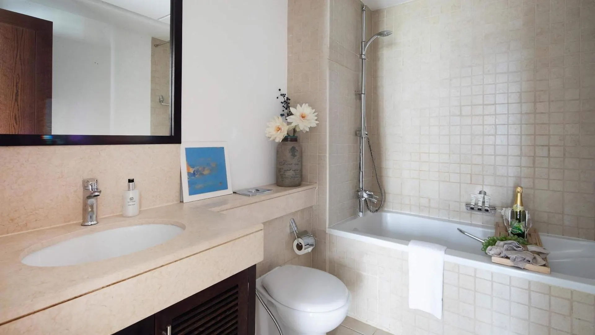 Apartment Frank Porter - The Residences 5 Dubai