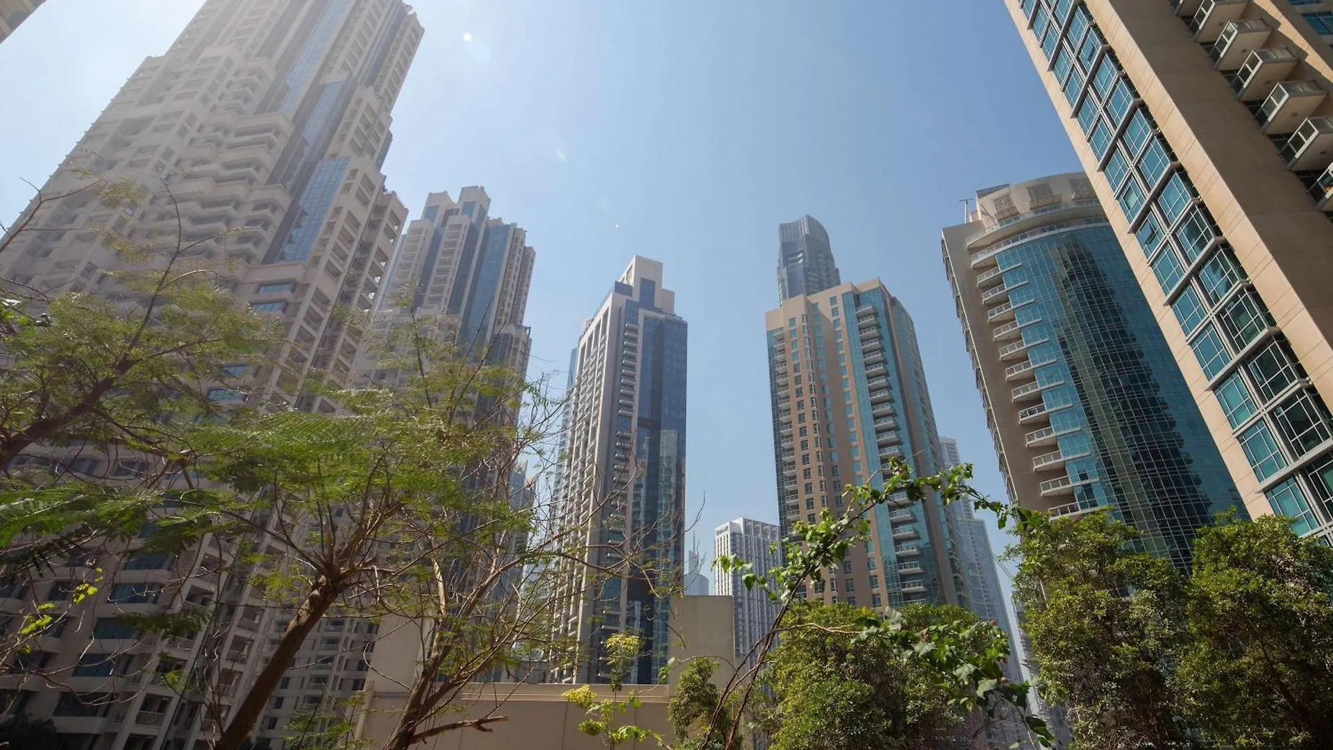 Frank Porter - The Residences 5 Dubaj 0*,  Zjednoczone Emiraty Arabskie